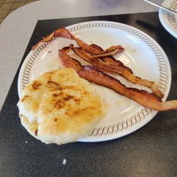 Waffle House - Biscuit bacon