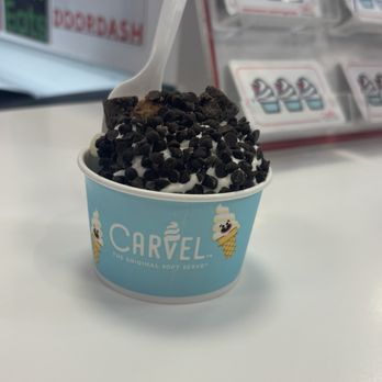Carvel - The Original Soft Serve w/ chocolate chips topping topping - Ice Cream & Frozen Yogurt Near Me - Davie, Florida