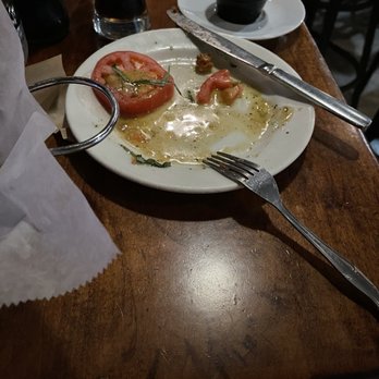 LoKal - Heirloom Tomatoes - Burgers Near Me - Miami, Florida LoKal - Heirloom Tomatoes - Burgers Near Me - Miami, Florida