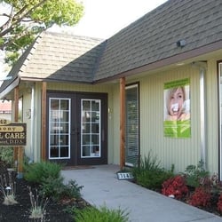 Marjan Noroozi, DDS