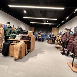 The North Face Fashion Valley - Clothes