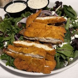 Glenwillow Grille - Cranberry walnut salad with crispy chicken and white French dressing