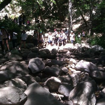 Santa Anita Canyon - Rock crossing over the water - Hiking Near Me Santa Anita Canyon - Rock crossing over the water - Hiking Near Me