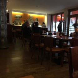 Santa Café - No walls at all Viva Venceremos 