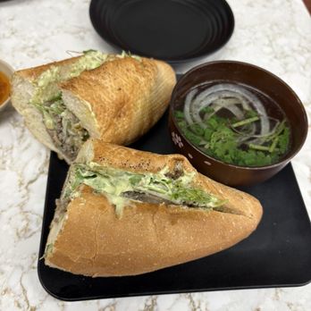 Viet Chubby Boy - Pho Bahn Mi - Asian Fusion Near Me - Honolulu, Hawaii Viet Chubby Boy - Pho Bahn Mi - Asian Fusion Near Me - Honolulu, Hawaii