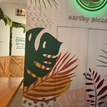 Earthy Picks - Decor - Vegan Near Me - Orlando, Florida Earthy Picks - Decor - Vegan Near Me - Orlando, Florida