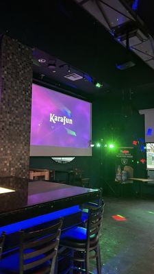 Karaoke Bros by null