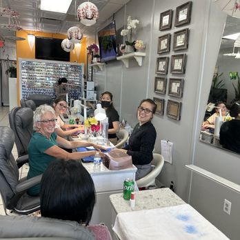 Solar Nails & Spa - Hutto - Linh on the right - Nail Salons Near Me - Hutto, Texas Solar Nails & Spa - Hutto - Linh on the right - Nail Salons Near Me - Hutto, Texas