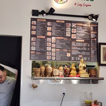Thai Grindz & Laos Cusine - Thai Near Me - Honolulu, Hawaii Thai Grindz & Laos Cusine - Thai Near Me - Honolulu, Hawaii