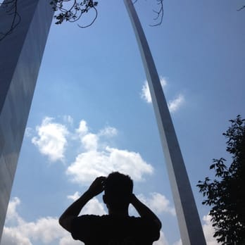Gateway Arch - Landmarks & Historical Buildings Near Me - Saint Louis, Missouri