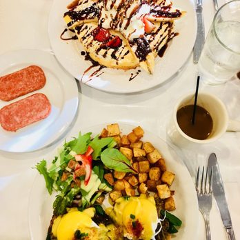 Aloha Kitchen - Breakfast & Brunch Near Me - Honolulu, Hawaii Aloha Kitchen - Breakfast & Brunch Near Me - Honolulu, Hawaii