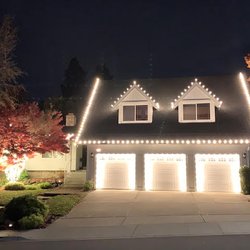 The Christmas Light Pros