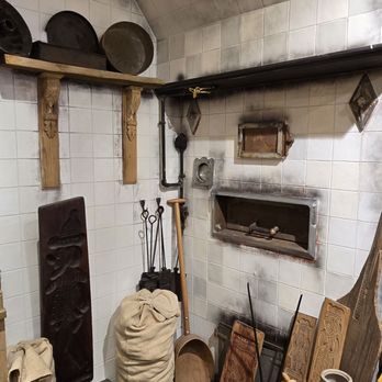 Woltje's - Old style kitchen. July 2025 - Desserts Near Me - Volendam, New Hampshire
