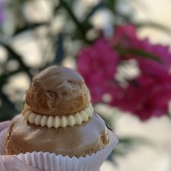 Boulangerie Patisserie La Feria Du Pain - Religieuse Cafe yum!!!