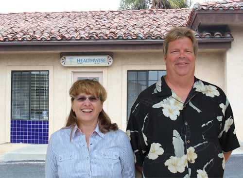 Dan Frye, DC - Healthwise Chiropractic Logo