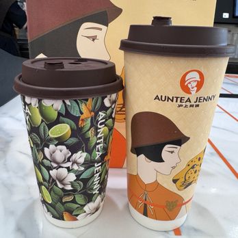 Auntea Jenny - White Champaca Oolong Tea Latte - 30% sweet with brown sugar & crystal bobas. - Bubble Tea Near Me - Irvine, California Auntea Jenny - White Champaca Oolong Tea Latte - 30% sweet with brown sugar & crystal bobas. - Bubble Tea Near Me - Irvine, California