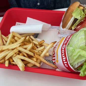 In-N-Out Burger - Burgers Near Me - Glendale, California In-N-Out Burger - Burgers Near Me - Glendale, California
