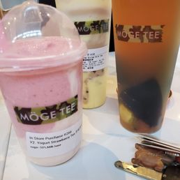Strawberry yogurt, creme brulee, healthy tea Strawberry yogurt, creme brulee, healthy tea
