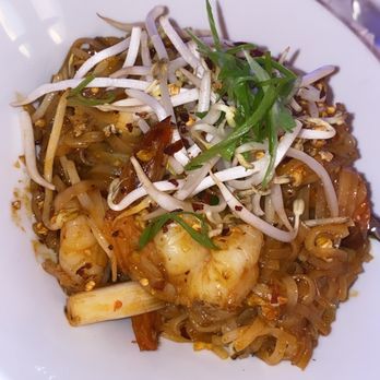Bonding - Shrimp Pad Thai - Sushi Bars Near Me - Miami, Florida Bonding - Shrimp Pad Thai - Sushi Bars Near Me - Miami, Florida