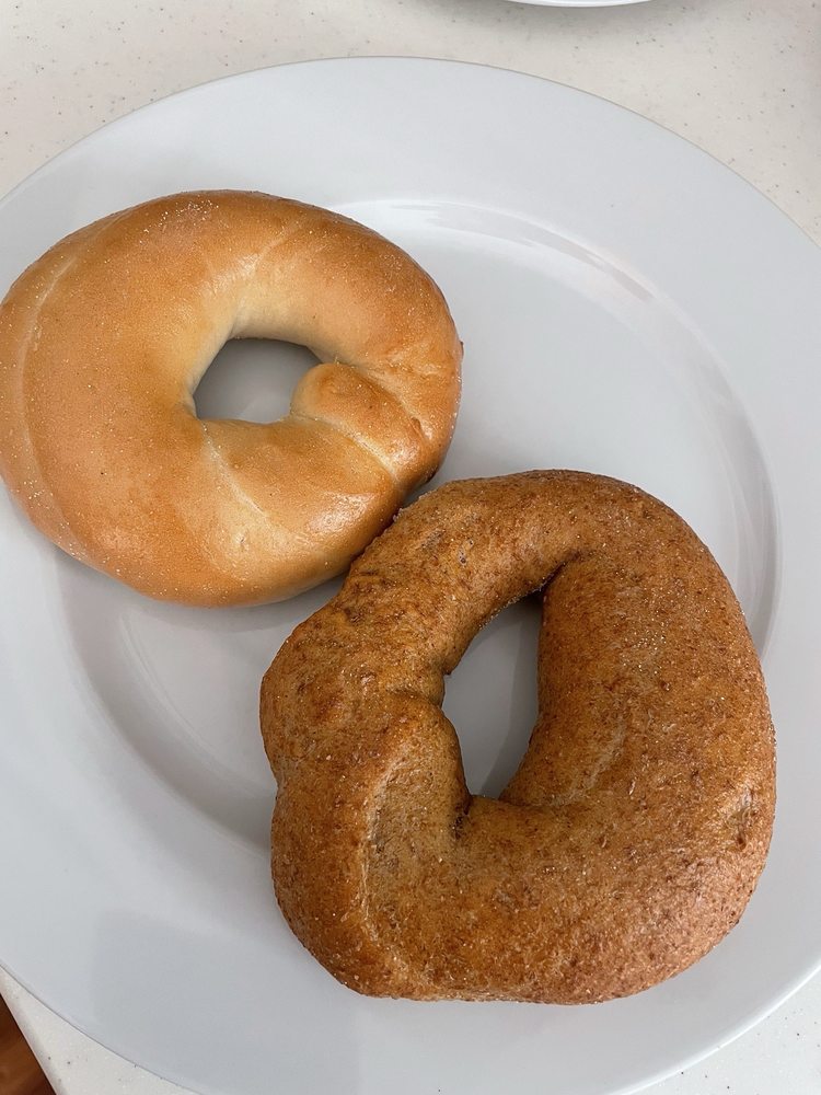 Beach Bagels Logo