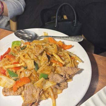 Torsap Thai Kitchen - Drunken Noodle - Thai Near Me - Walnut Creek, California Torsap Thai Kitchen - Drunken Noodle - Thai Near Me - Walnut Creek, California