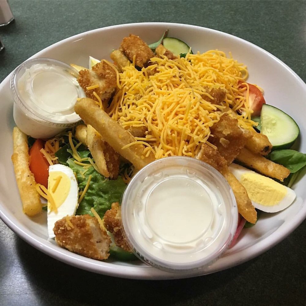 Wagner's Restaurant - Chicken salad with ranch - American Near Me - Elizabeth, Pennsylvania