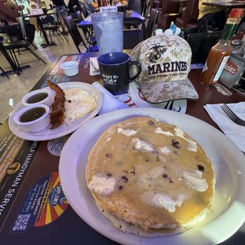 Mickey D's Cafe - Cafes Near Me - Apache Junction, Arizona