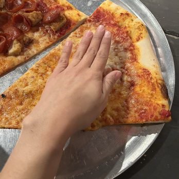 Steve's Pizza - Huge slice - Pizza Near Me - Miami, Florida Steve's Pizza - Huge slice - Pizza Near Me - Miami, Florida