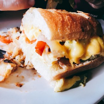 Glen's Dinette - American Near Me - Babylon, New York Glen's Dinette - American Near Me - Babylon, New York