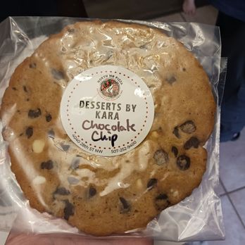 North Mr Pizza - Large chocolate chip cookie - Pizza Near Me - Rochester, Minnesota North Mr Pizza - Large chocolate chip cookie - Pizza Near Me - Rochester, Minnesota