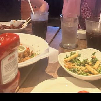 Yard House - Wings, pizza, calamari, truffle fries, beer! Amazing! Caden I believe was our server and he was the best!!! - New American Near Me - Honolulu, Hawaii Yard House - Wings, pizza, calamari, truffle fries, beer! Amazing! Caden I believe was our server and he was the best!!! - New American Near Me - Honolulu, Hawaii