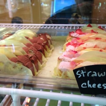 Beard Papa's - Desserts Near Me - San Mateo, California
