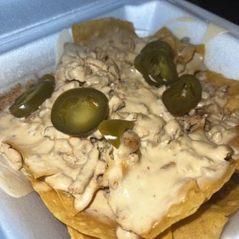 Sabor Guacamole - Spicy Nachos but my mom said it wasn't spicy - Tex-Mex Near Me - Fayetteville, Arkansas Sabor Guacamole - Spicy Nachos but my mom said it wasn't spicy - Tex-Mex Near Me - Fayetteville, Arkansas