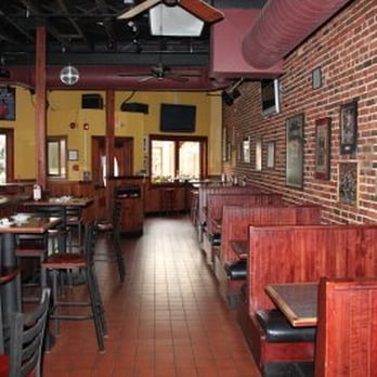 Costello's Tavern - the interior of the restaurant - Pubs Near Me - Jamaica Plain, Massachusetts