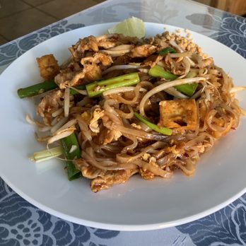 Chang Thai - Pad Thai - Thai Near Me - San Pablo, California Chang Thai - Pad Thai - Thai Near Me - San Pablo, California