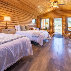 Stanley River Retreat and Cabins