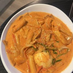 Rose dukbokki