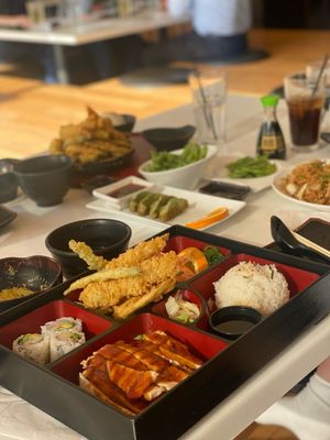 Sansu Sushi and Cocktails by null