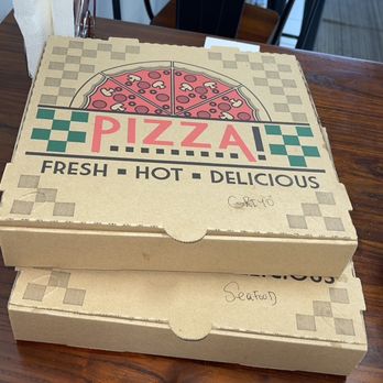 1804 Haitian Pizza - Pizza Near Me - North Miami, Florida 1804 Haitian Pizza - Pizza Near Me - North Miami, Florida