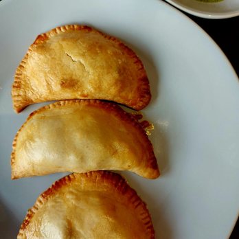 Lami by Mama Linda's - Chicken Adobo Empanada - Filipino Near Me - Toronto, Ontario Lami by Mama Linda's - Chicken Adobo Empanada - Filipino Near Me - Toronto, Ontario