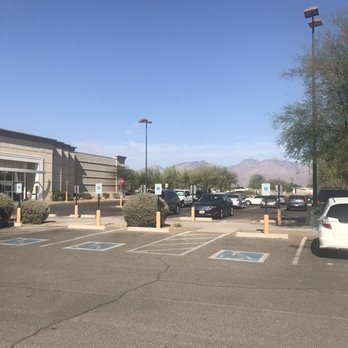 Kohl's - Plenty of parking - Men's Clothing Near Me - TUCSON, Arizona