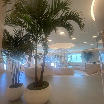 Glossier LA - Cosmetics & Beauty Supply Near Me - West Hollywood, California Glossier LA - Cosmetics & Beauty Supply Near Me - West Hollywood, California