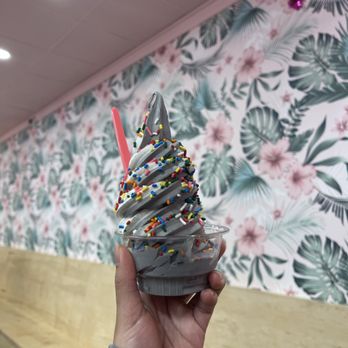CREAM Soft Serve Bar - Desserts Near Me - Kent, Washington