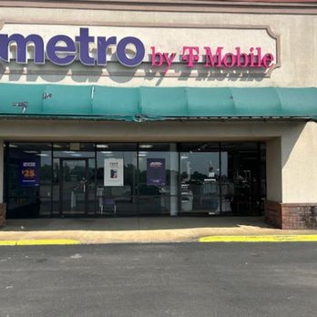 Metro by T-Mobile - Mobile Phones Near Me - Union City, Tennessee