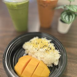 Mae’s Thai Kitchen