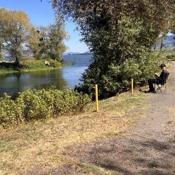 Willowpoint Campground - Private laggoon for boats and fishing - Campgrounds Near Me - Lakeport, California