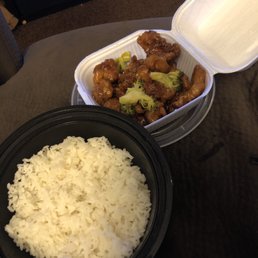 Orange chicken bowl, I asked for the chicken on the side because I like to eat my rice with soy sauce. Just a preference Orange chicken bowl, I asked for the chicken on the side because I like to eat my rice with soy sauce. Just a preference