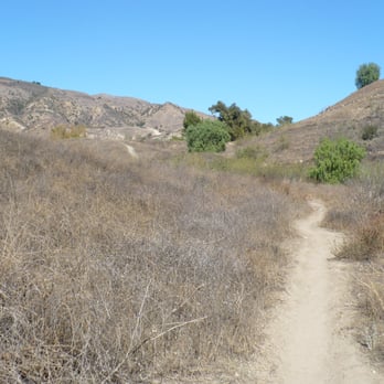 Aliso Canyon Park - Light inclines - Hiking Near Me - Granada Hills, California