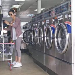 Clean, great prices, convenient Clean, great prices, convenient