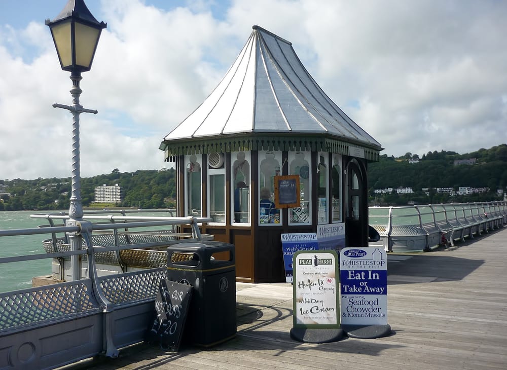 WHISTLESTOP ON THE PIER Updated May 2024 Garth Road, Bangor, Gwynedd, United Kingdom Cafes